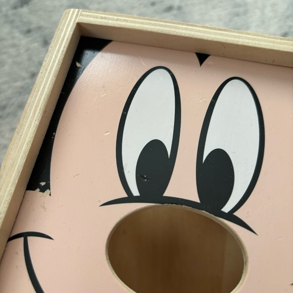 melissa and Doug Mickey mouse shape sorter - Picture 2 of 5